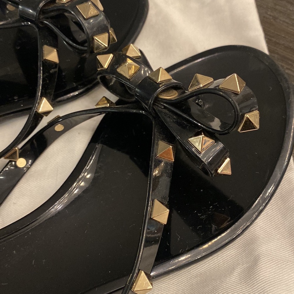 Valentino RUBBER ROCKSTUD THONG - Picture 4 of 7